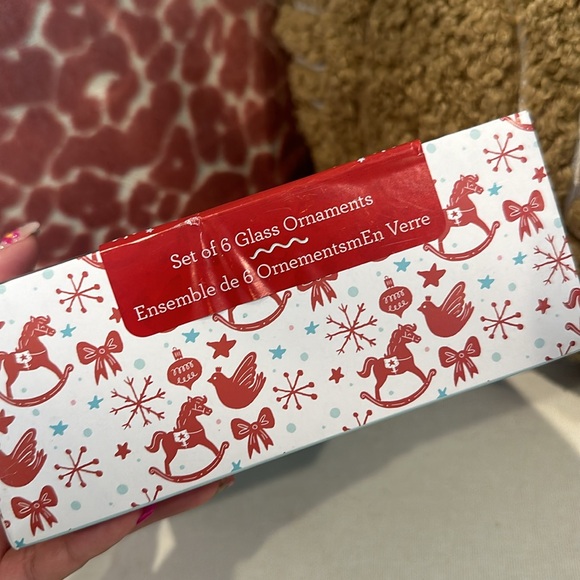 Sugarplum dreams chocolate covered strawberries ornaments glass set of 6 - Picture 5 of 7